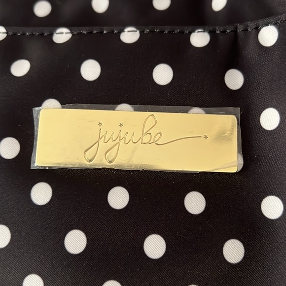 NWT JUJUBE  “ The Dutchess” diaper bag - Picture 3 of 6